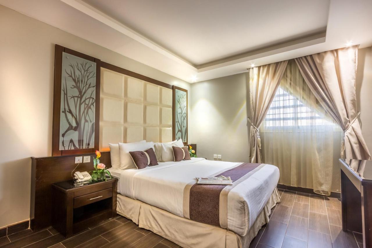 Al Muhaidb Gharnata - Al Malaz 3*