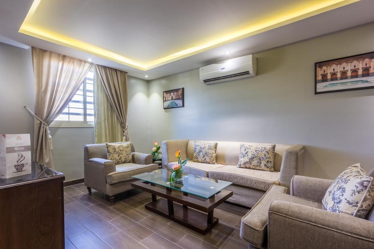 Al Muhaidb Gharnata - Al Malaz Riyadh